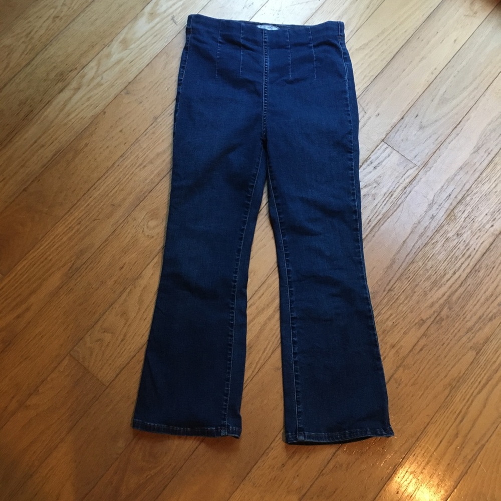 Free People cropped flared pull on jeans
